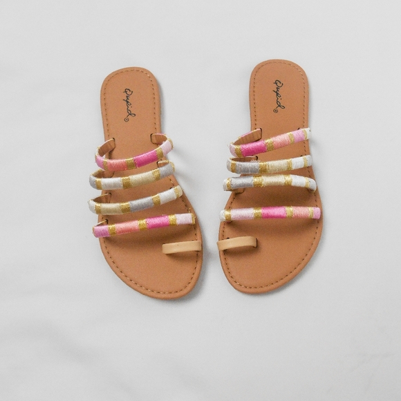 New Colorful Woven Sandal - Picture 7 of 8